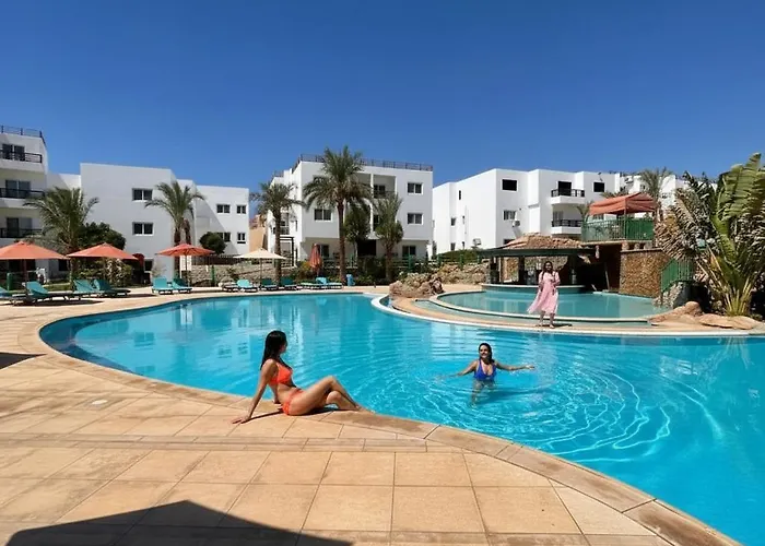 Jasmine & Aqua Park *